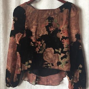 Line and Dot floral blouse